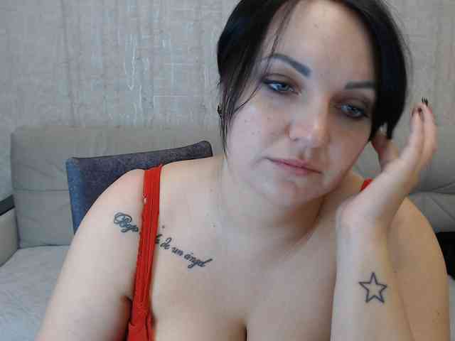 JenniferTheChic webcam