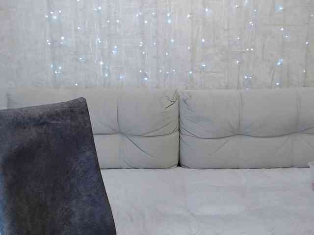 JenniferTheChic webcam