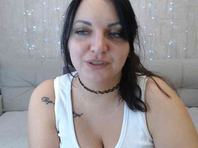 JenniferTheChic webcam