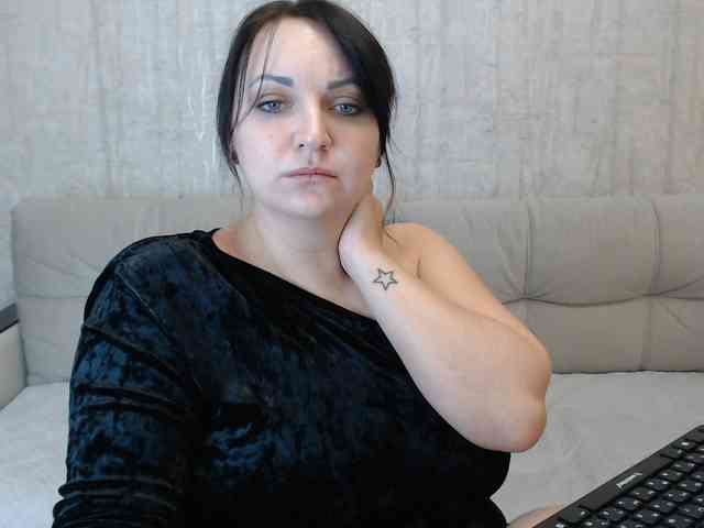 JenniferTheChic webcam