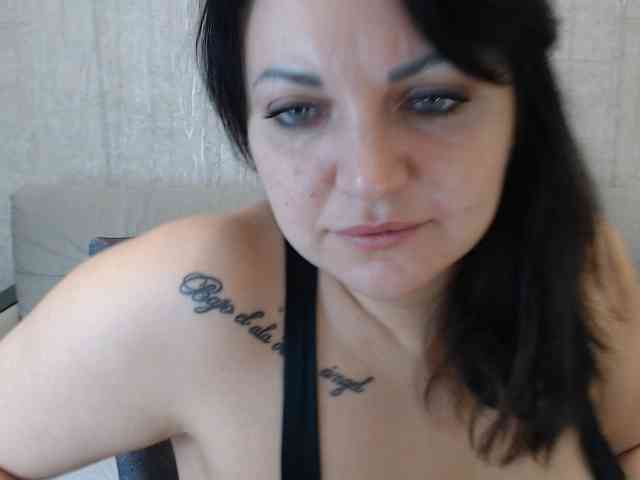 JenniferTheChic webcam