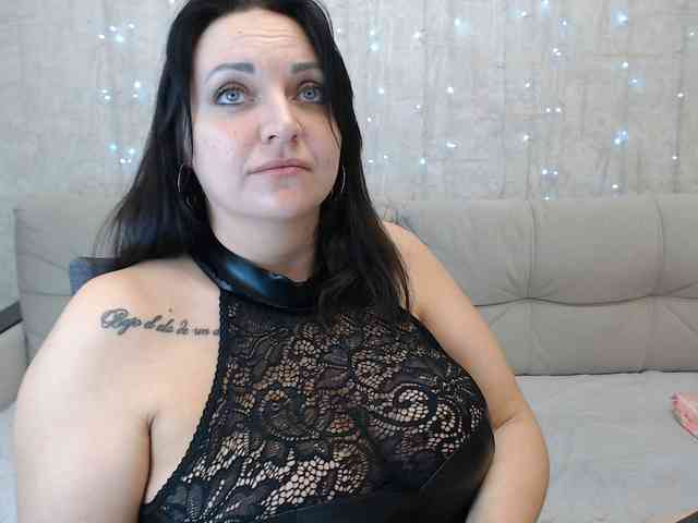 JenniferTheChic webcam