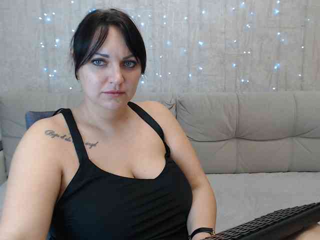 JenniferTheChic webcam