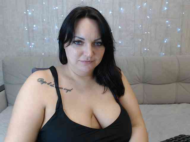 JenniferTheChic webcam