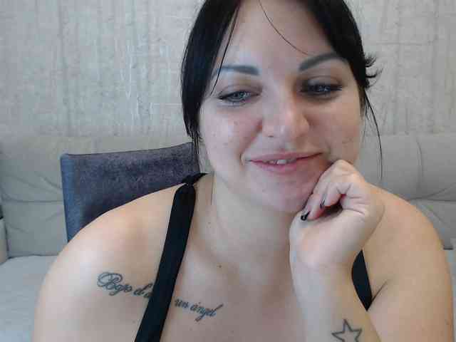 JenniferTheChic webcam