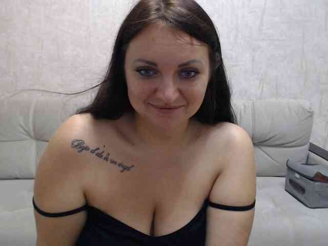 JenniferTheChic webcam