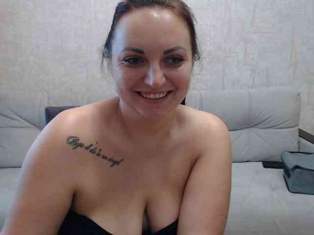 JenniferTheChic webcam