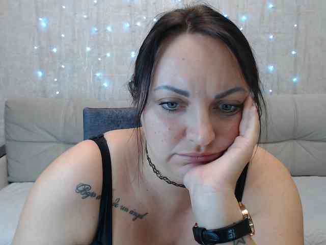 JenniferTheChic webcam