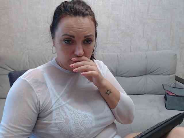 JenniferTheChic webcam
