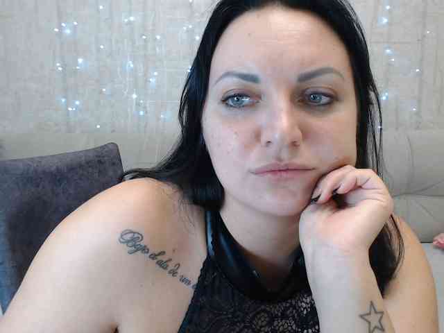 JenniferTheChic webcam