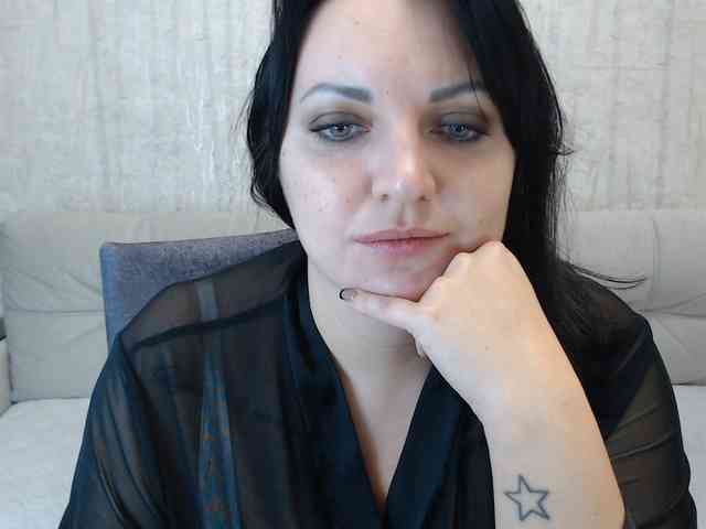 JenniferTheChic webcam