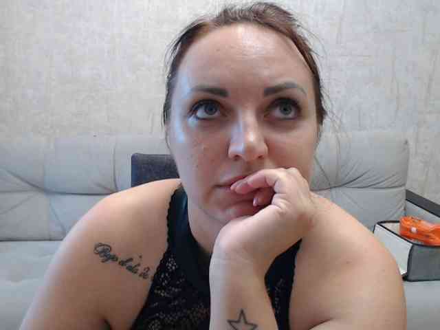 JenniferTheChic webcam