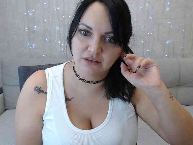 JenniferTheChic webcam