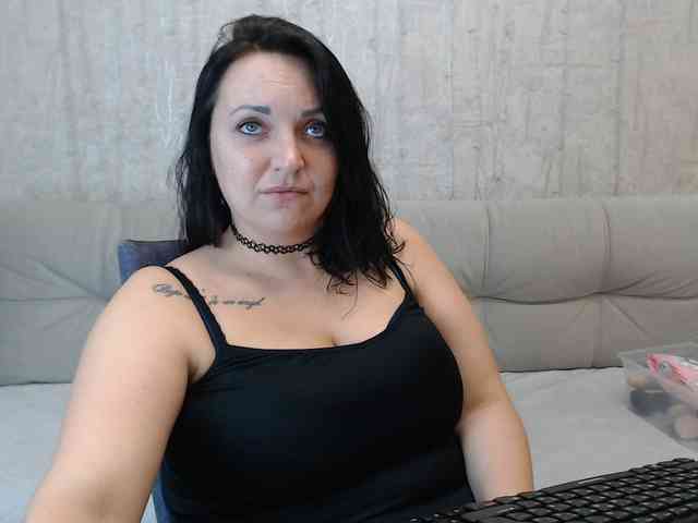 JenniferTheChic webcam