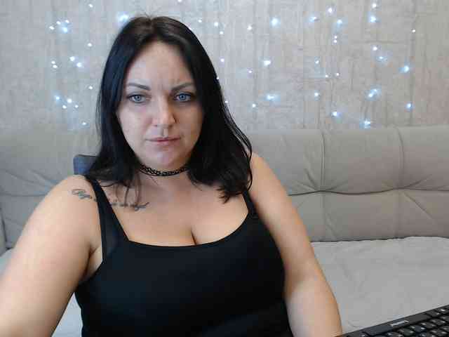 JenniferTheChic webcam