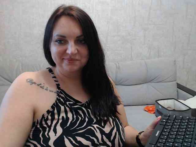 JenniferTheChic webcam