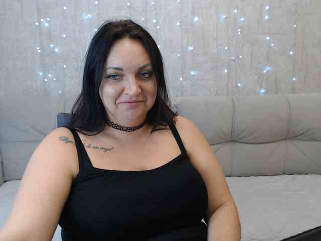 AngelinaCute Live Webcam on BongaCams