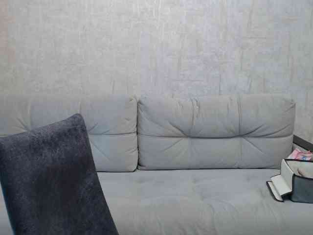 JenniferTheChic webcam
