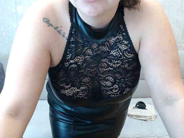 AngelinaCute Live Webcam on BongaCams