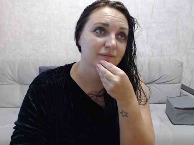 JenniferTheChic webcam