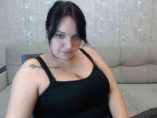 JenniferTheChic webcam