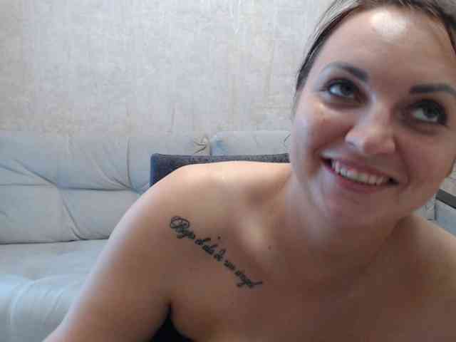 JenniferTheChic webcam