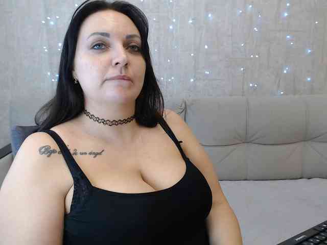 JenniferTheChic webcam