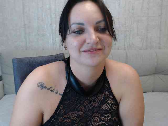 JenniferTheChic webcam