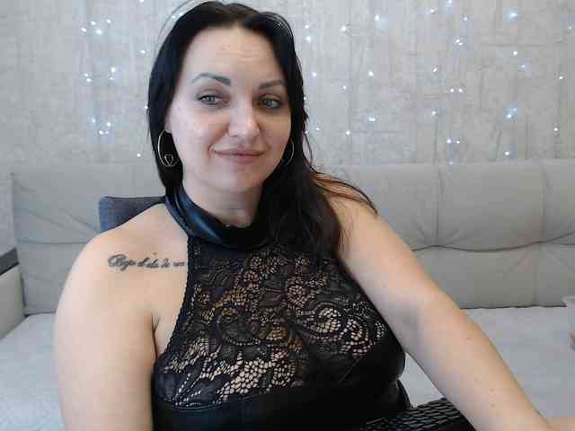 JenniferTheChic webcam