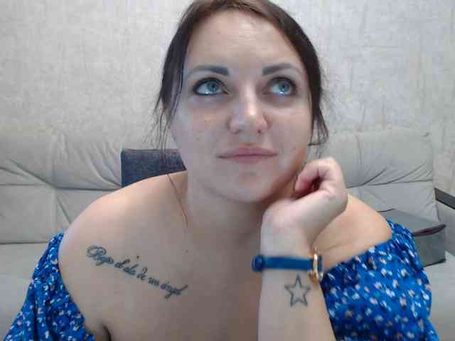 JenniferTheChic webcam