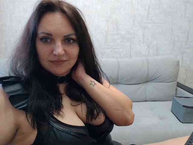 JenniferTheChic webcam
