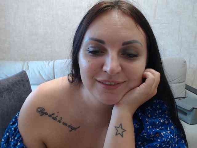 JenniferTheChic webcam