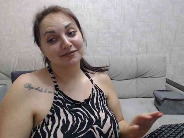 JenniferTheChic webcam