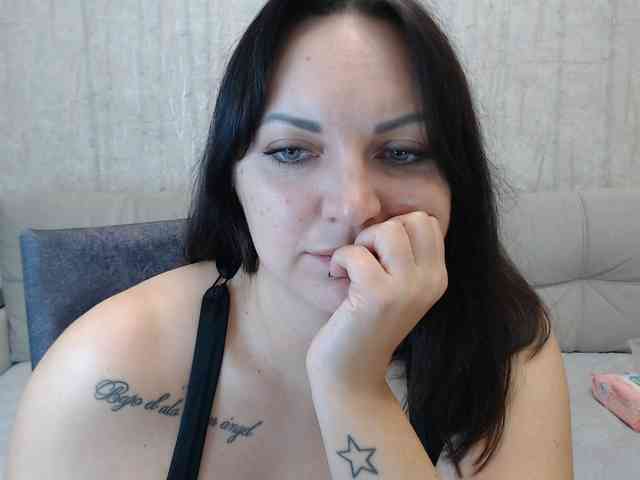 JenniferTheChic webcam