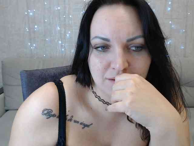 JenniferTheChic webcam