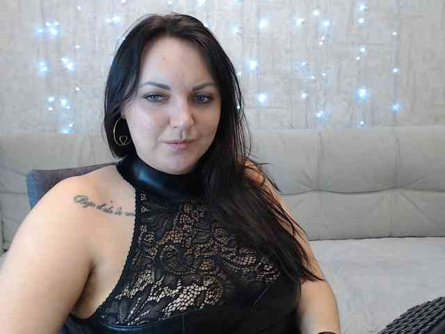 JenniferTheChic webcam
