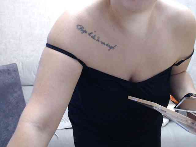 JenniferTheChic webcam