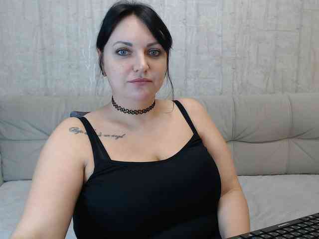 JenniferTheChic webcam