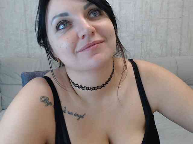 JenniferTheChic webcam