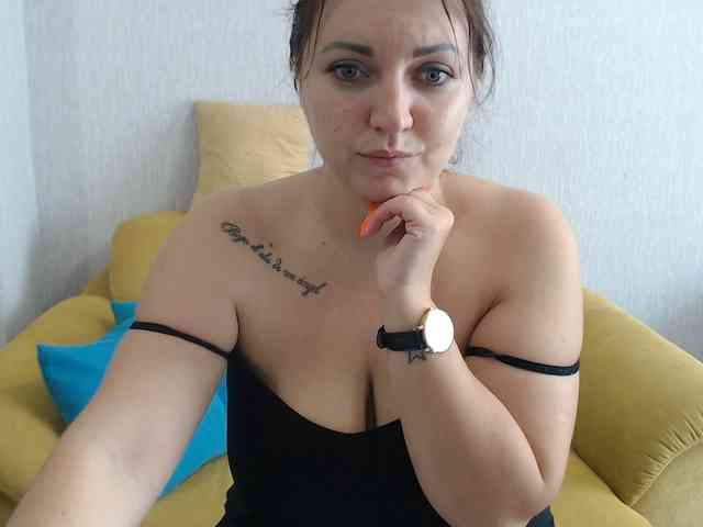 JenniferTheChic webcam