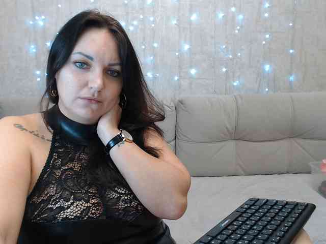 JenniferTheChic webcam