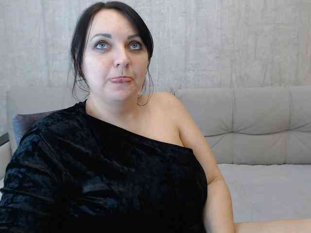 JenniferTheChic webcam