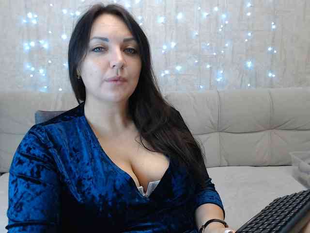 JenniferTheChic webcam