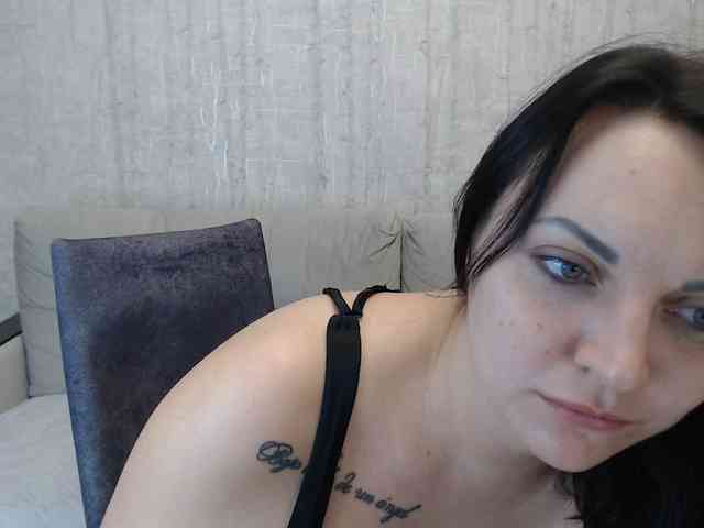 JenniferTheChic webcam