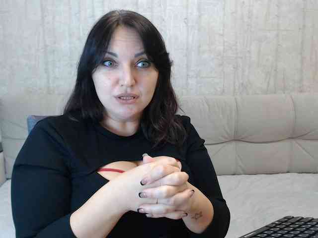 JenniferTheChic webcam