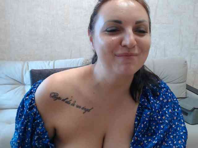 JenniferTheChic webcam