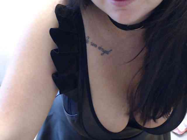 JenniferTheChic webcam