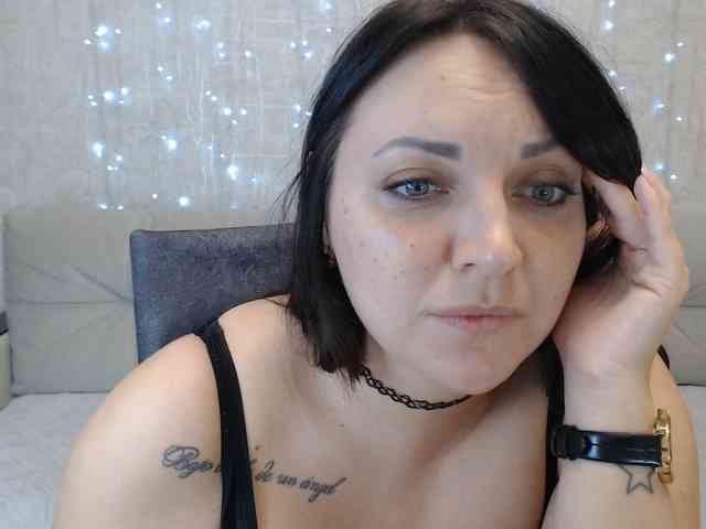JenniferTheChic webcam