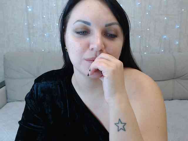 JenniferTheChic webcam