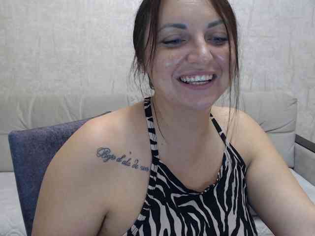 JenniferTheChic webcam